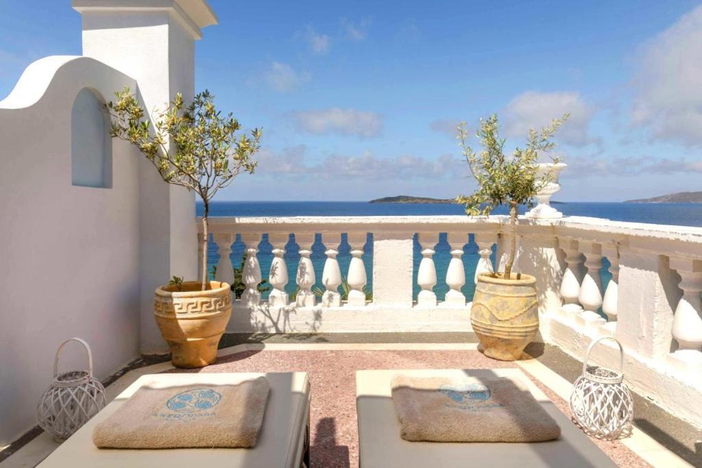 Aneroussa 3*