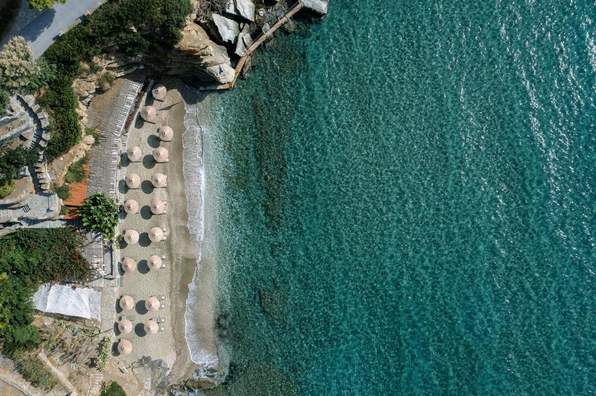 Aneroussa 3* Batsíon